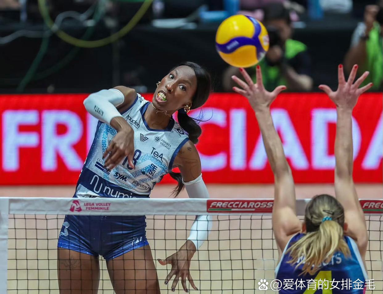 意大利女足队员突破重重困难，冲向胜利的简单介绍