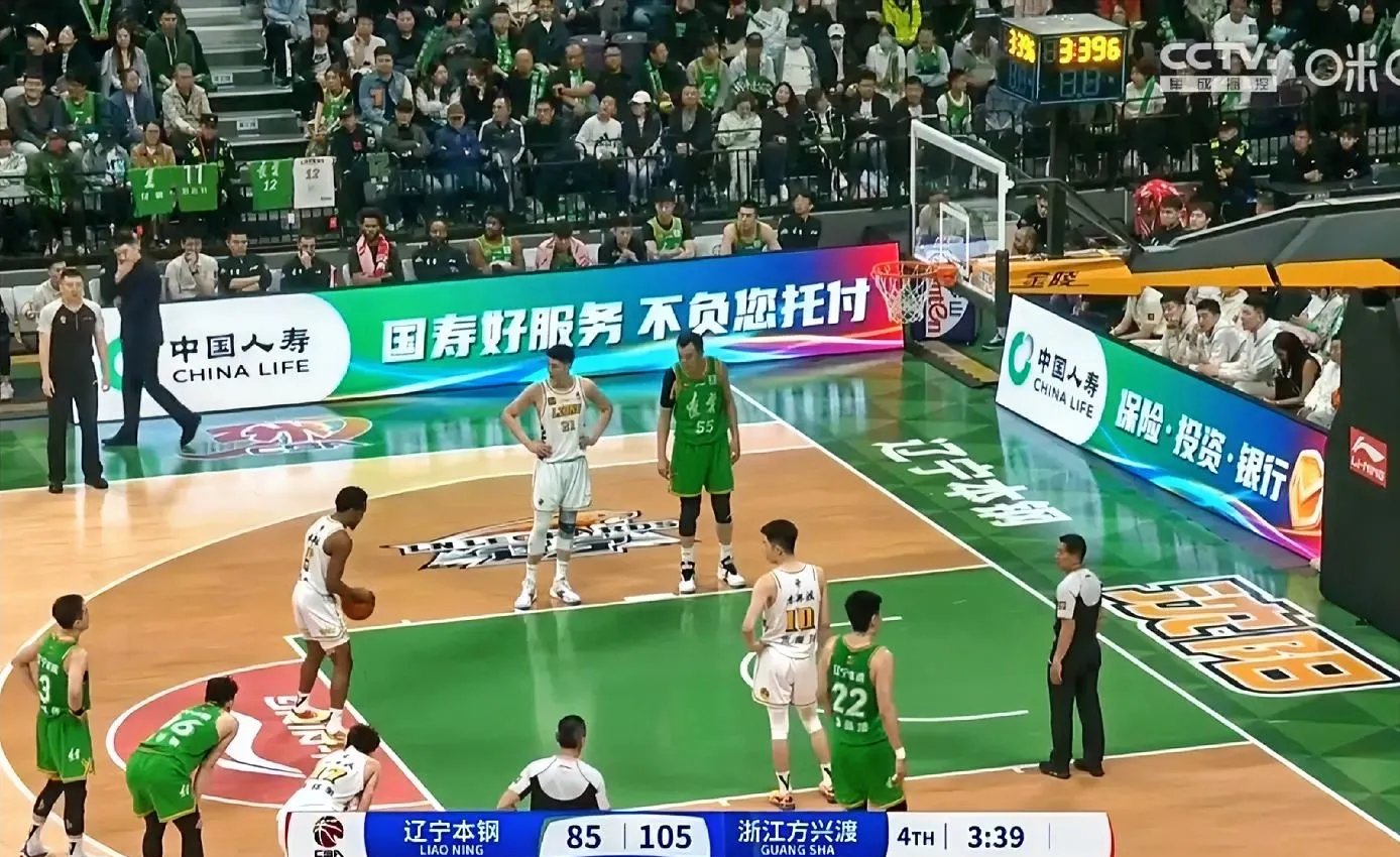 包含现场直击！球队实力展现收获认可的词条