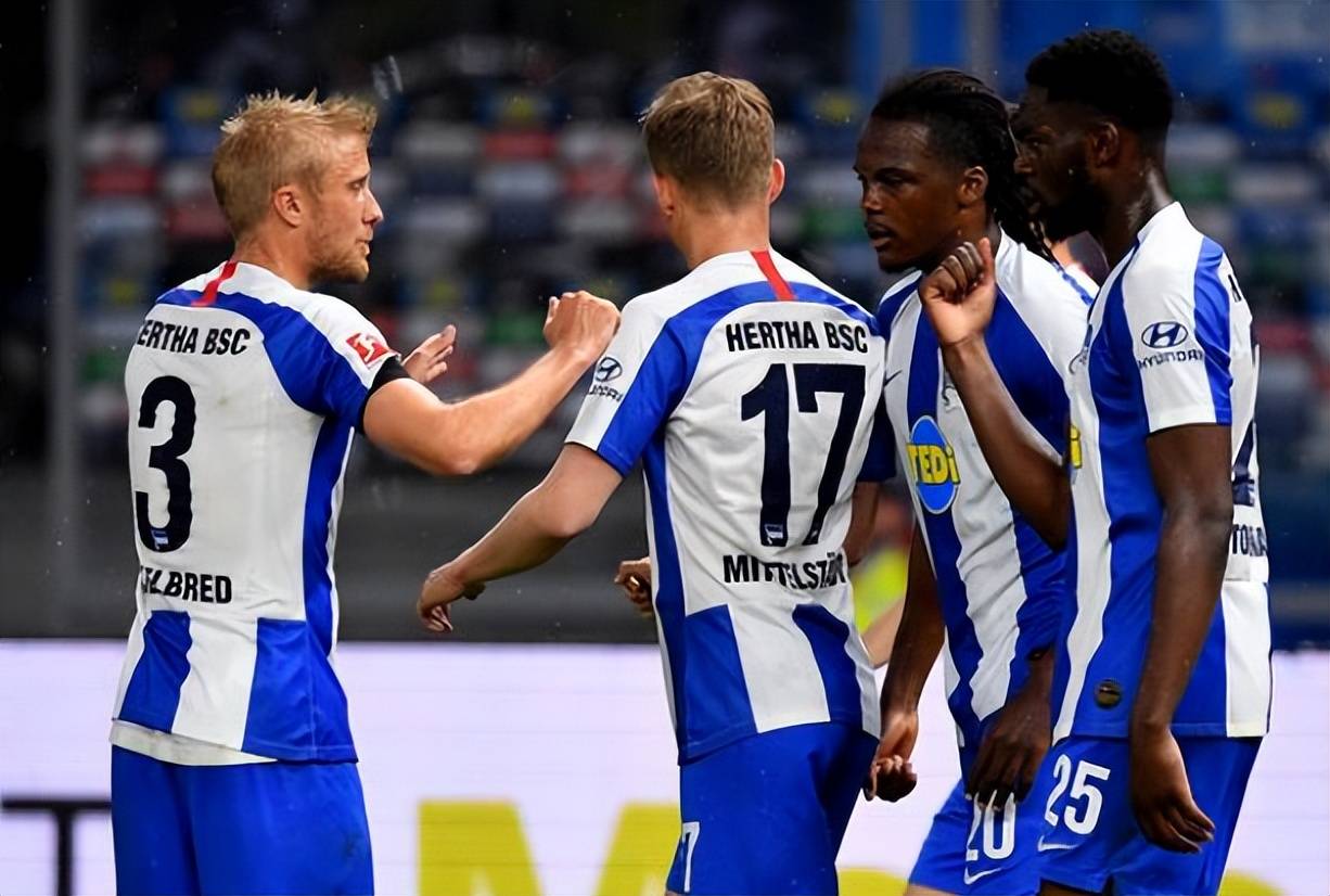 摩纳哥球队备战客场对阵巴塞尔