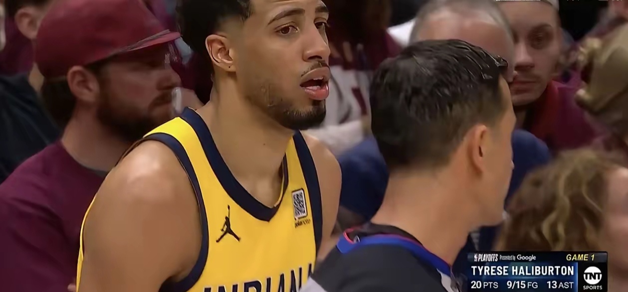 骑士球员受伤悲剧，球队季后赛前景蒙上阴影的简单介绍