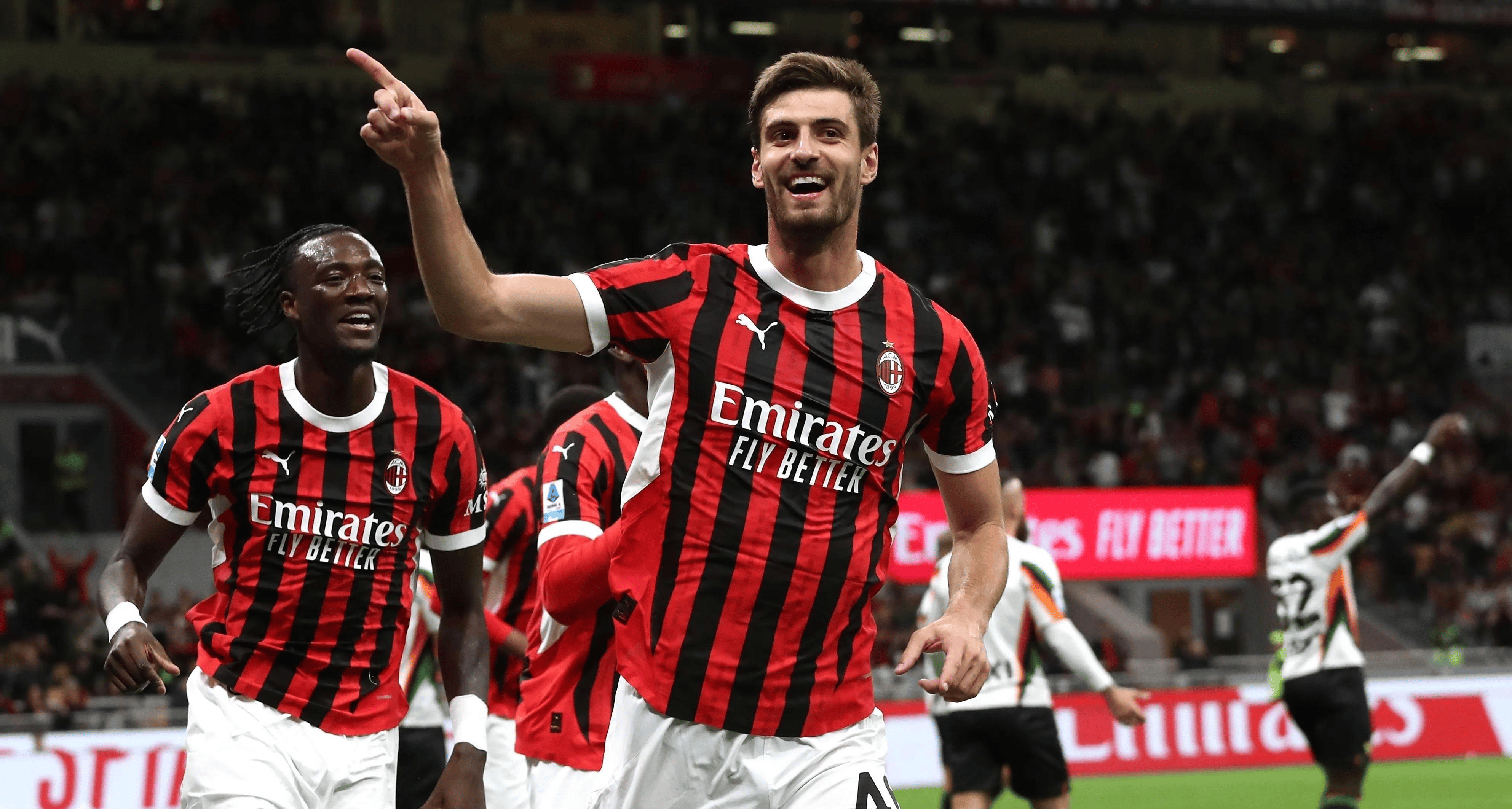 开云体育-关于AC米兰力克阿贾克斯，晋级欧罗巴联赛决赛的信息