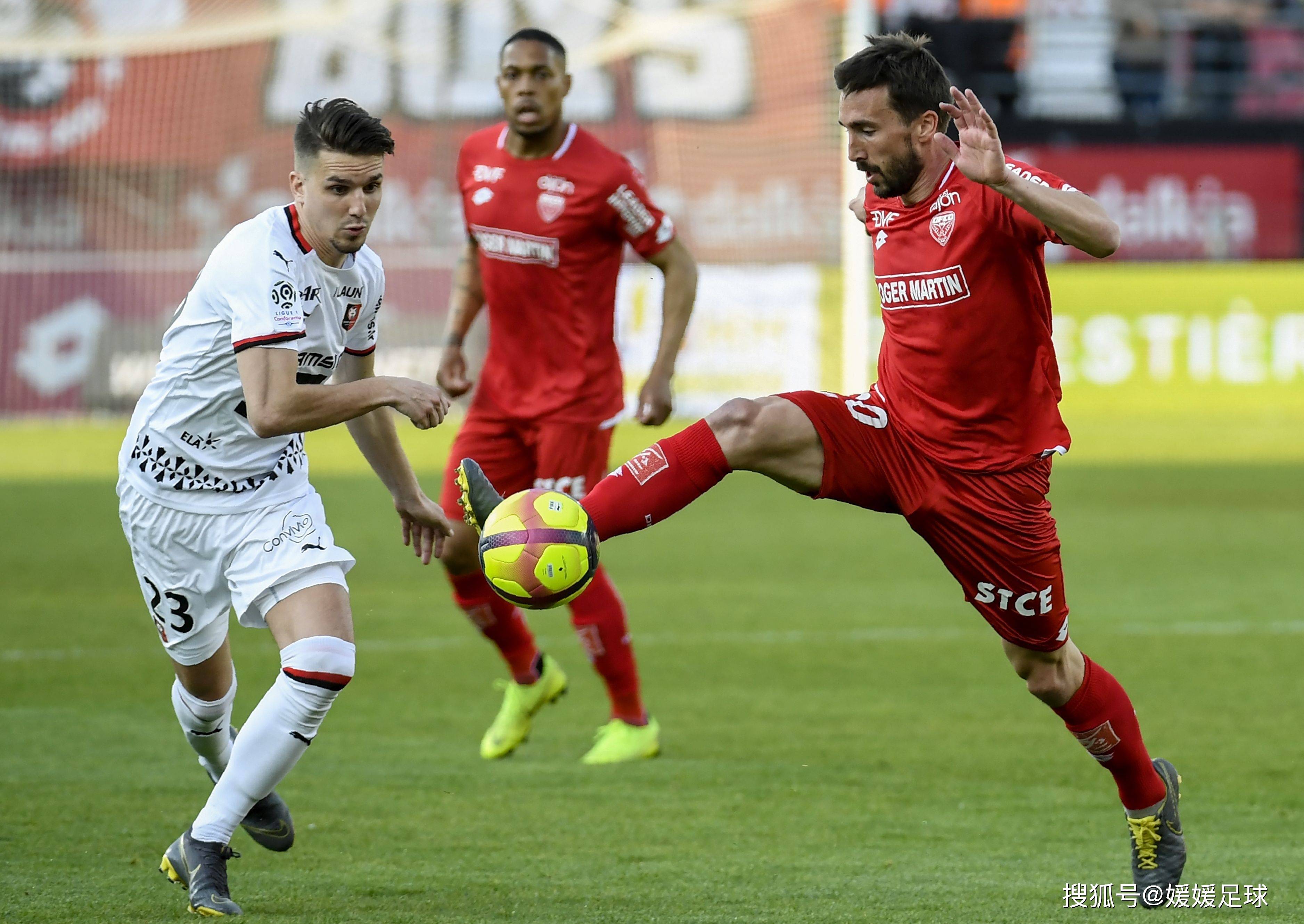 开云体育入口-凯泽斯劳滕击败了弗莱堡的比赛的简单介绍