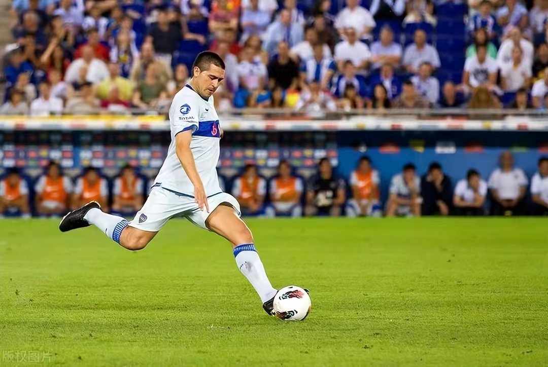 罗马队内动荡，教练急需振作士气