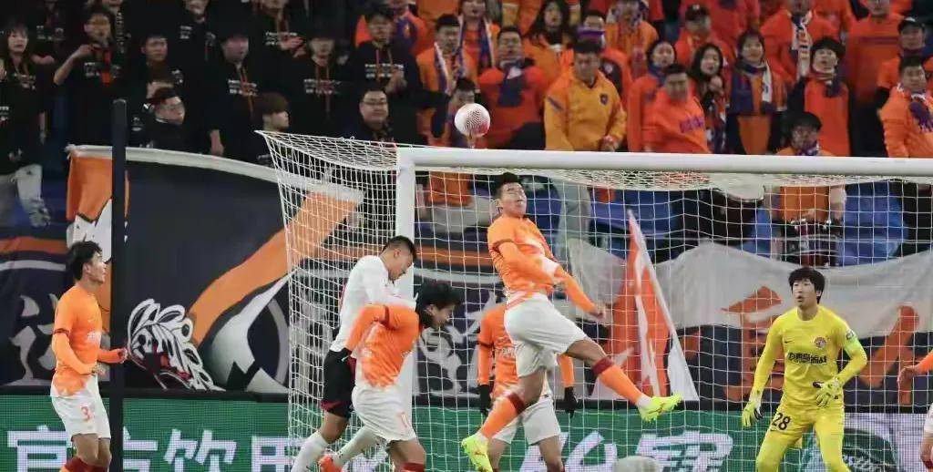 主场比赛成为国内球队的关键 主场比赛成为国内球队的关键