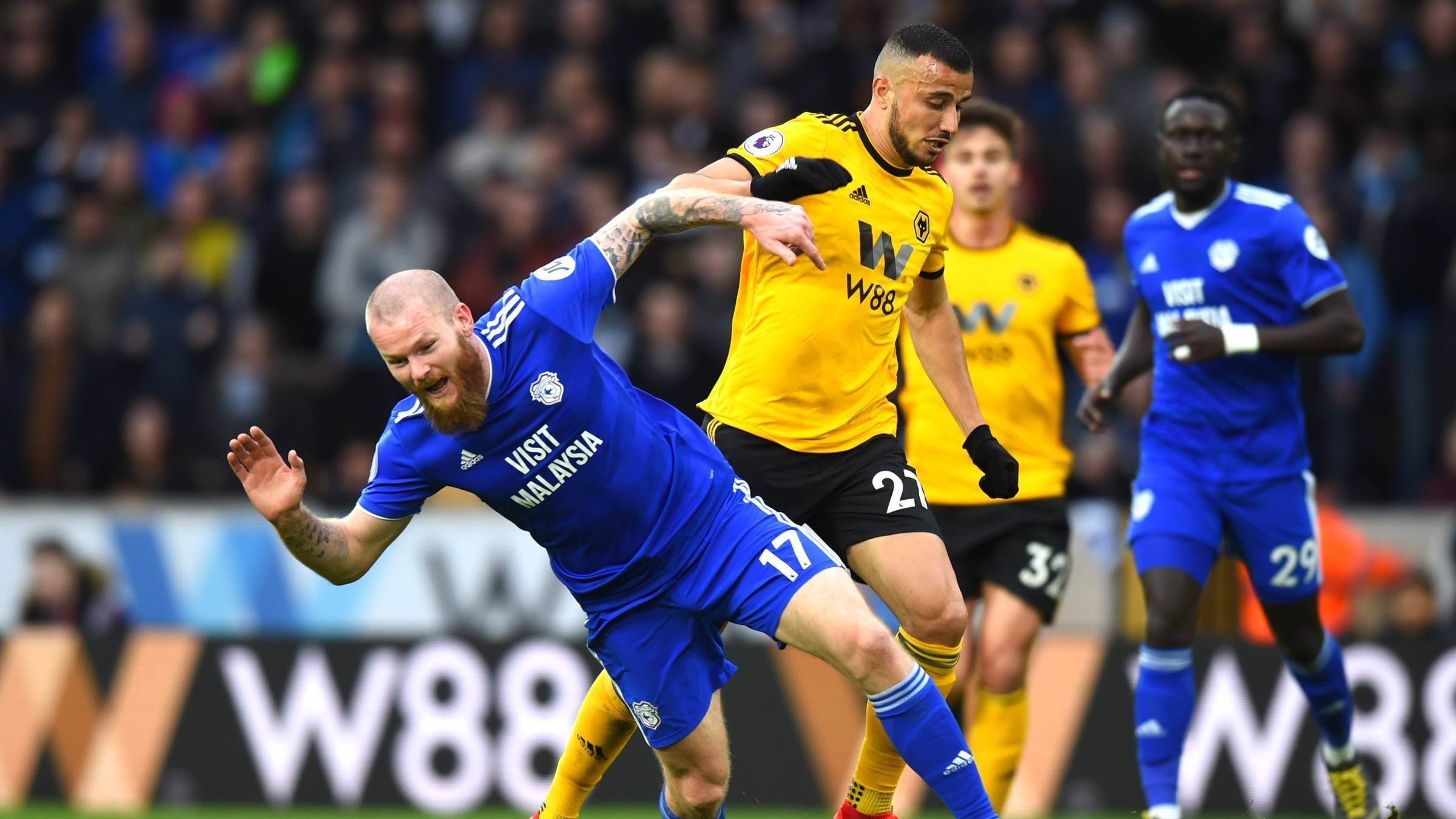 狼堡球队成功击败对手赢得胜利 狼堡球队成功击败对手赢得胜利